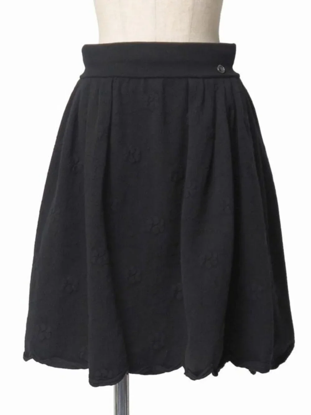 Chanel Skirt Size 36 Flower CC Logo